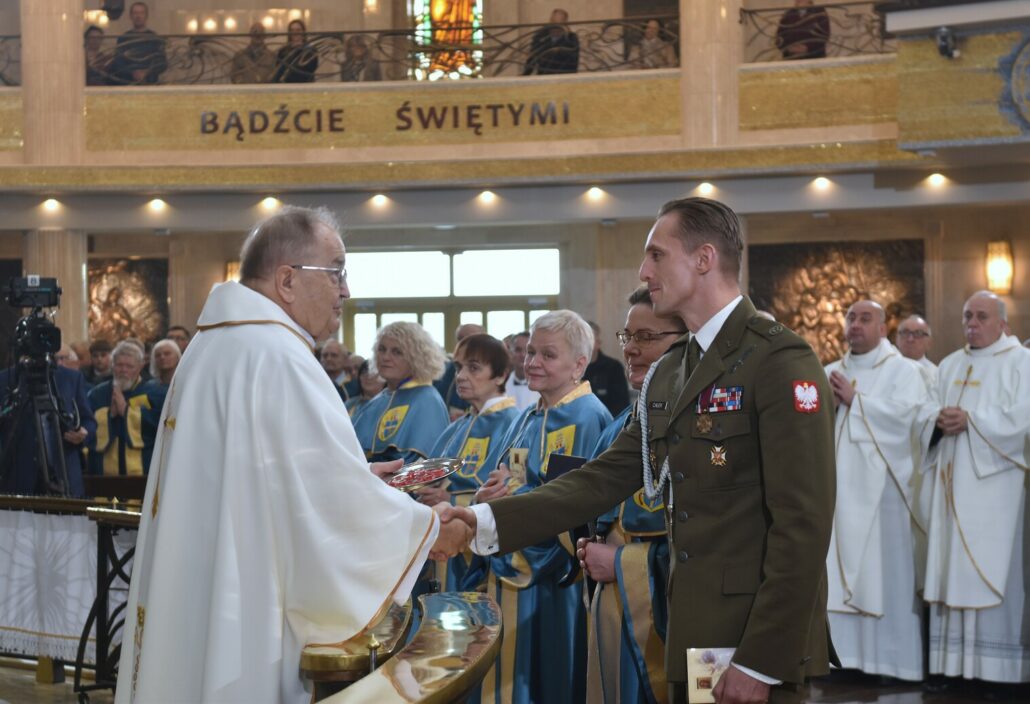 uroczystosci-odpustowe-w-sanktuarium-nmp-gwiazdy-nowej-ewangelizacji-i-sw.-jana-pawla-ii-w-liturgiczne-wspomnienie-papieza-43-1030x704